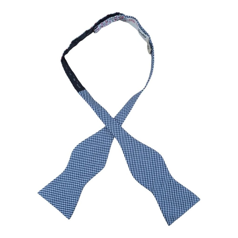 TUESDAY Double Sided Plaids & Checks Floral Cotton Self Bow Tie 2.7" EX COND